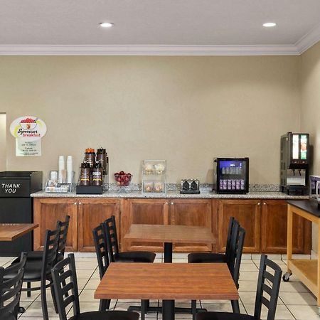Hotel Super 8 By Wyndham Roseburg Extérieur photo