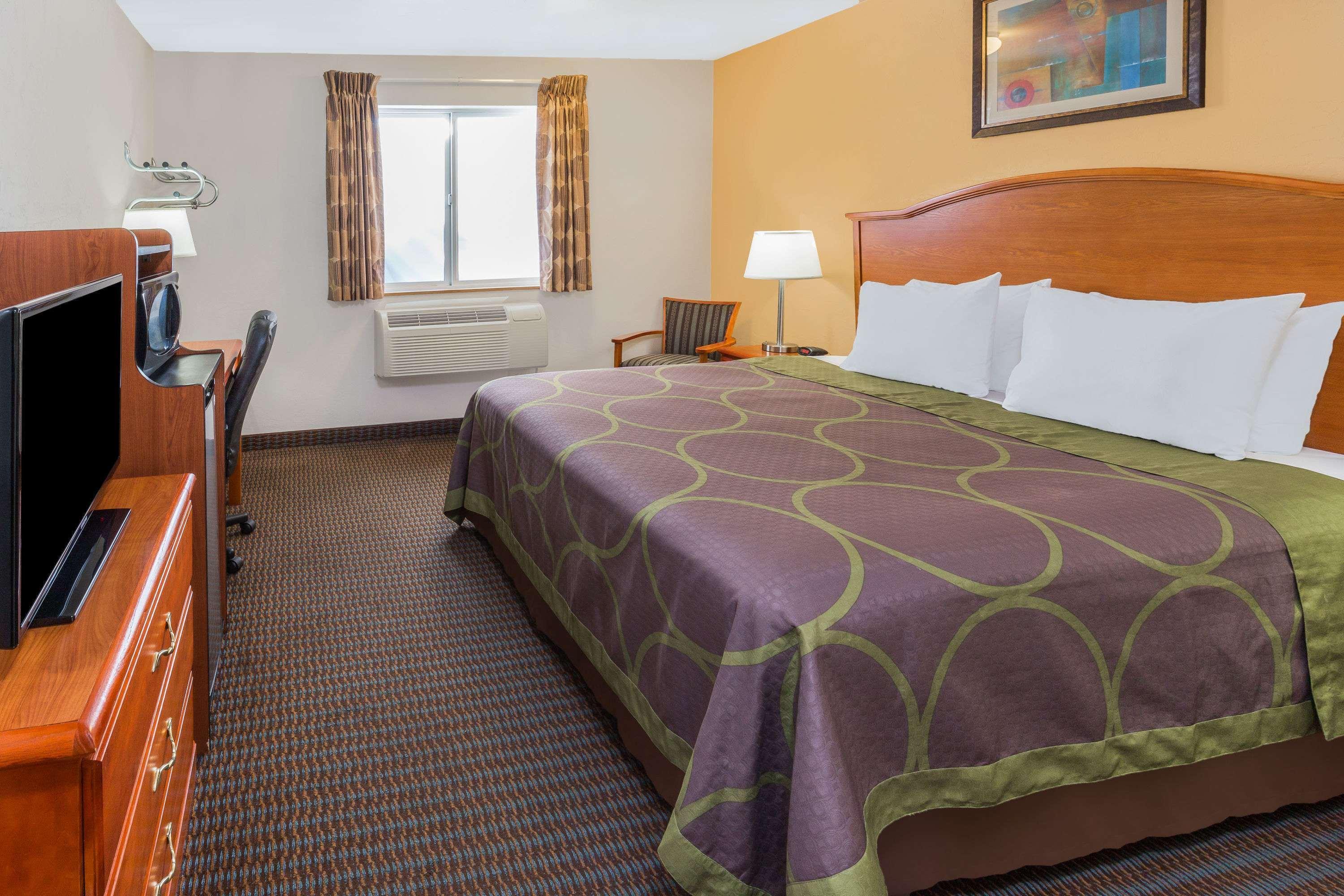 Hotel Super 8 By Wyndham Roseburg Extérieur photo