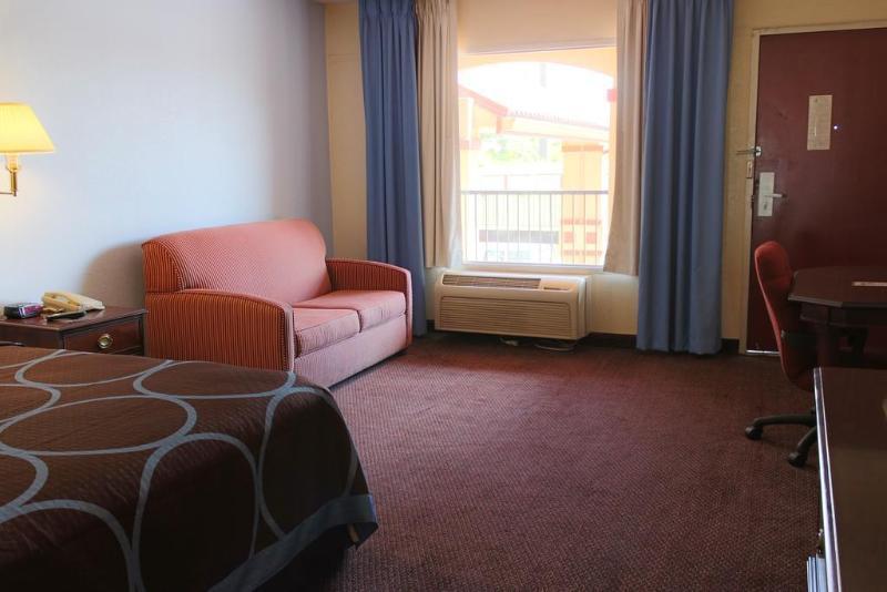 Hotel Super 8 By Wyndham Roseburg Extérieur photo