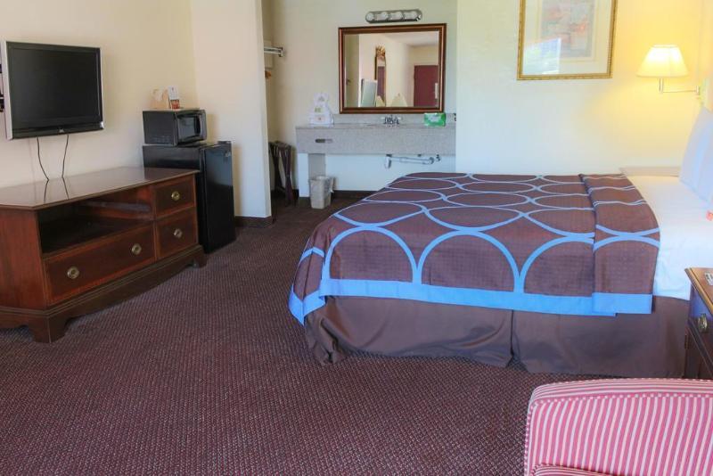 Hotel Super 8 By Wyndham Roseburg Extérieur photo